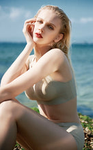 Load image into Gallery viewer, Classic Vest Set - Light Grey